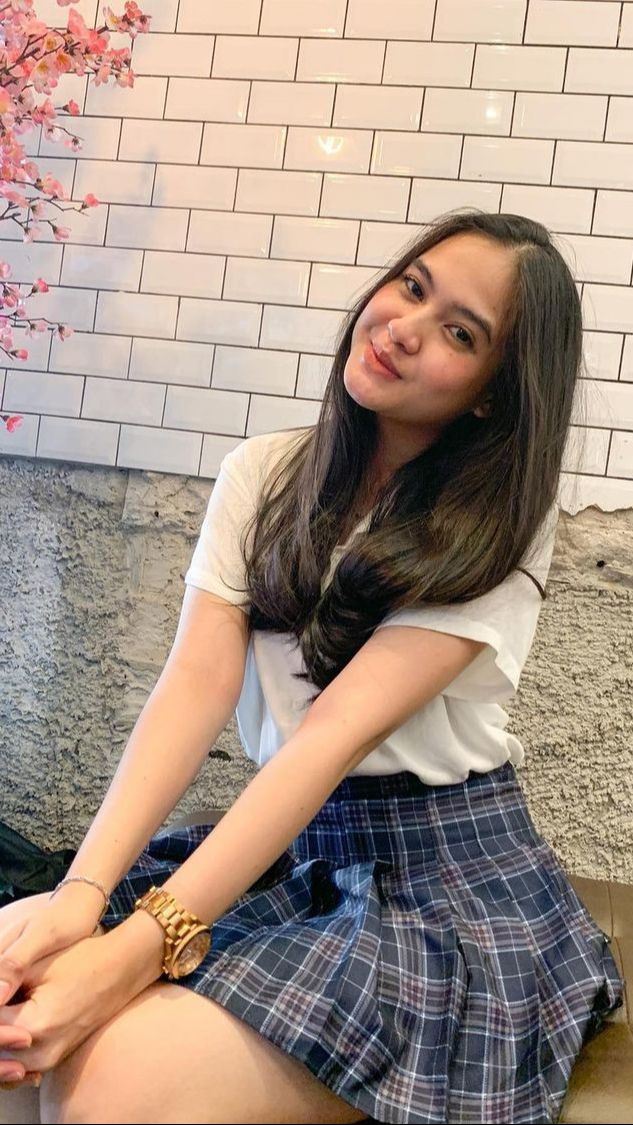 Kerap Ditanya tentang Outfitnya, Berikut ini Beberapa Potret Dastia Prajak Yang Viral di Tiktok