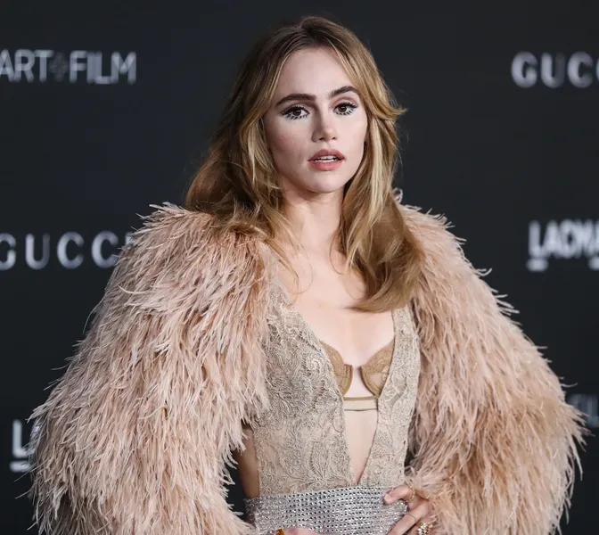 Robert Pattinson and Suki Waterhouse are Expecting Their First Child