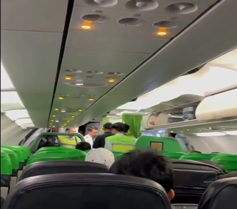 Viral Penumpang Merokok di Dalam Pesawat, Citilink Buka Suara