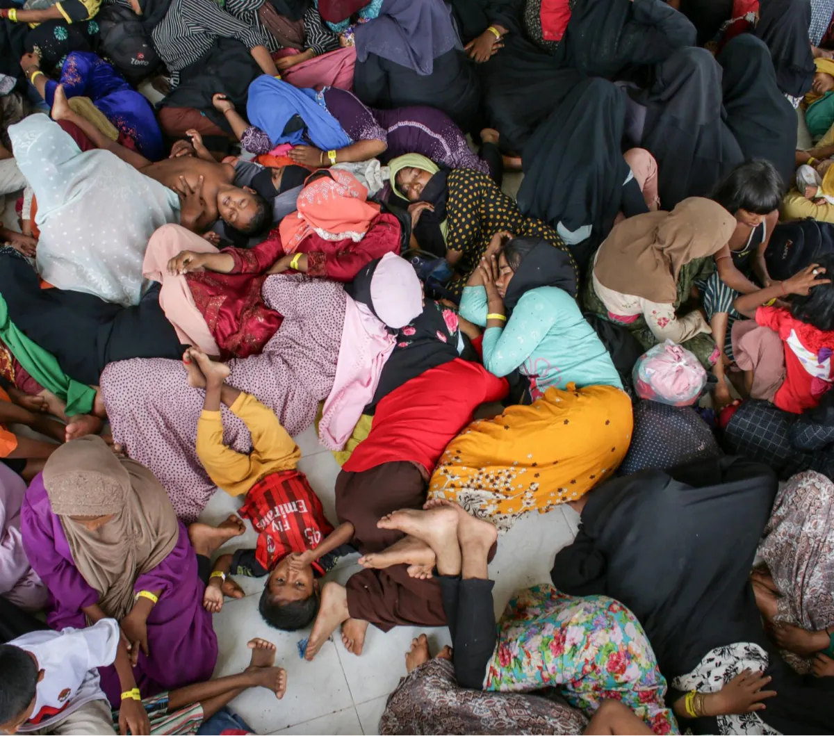 FOTO: Gelombang Ratusan Imigran Rohingya yang Merapat di Aceh, Beginilah Kondisinya