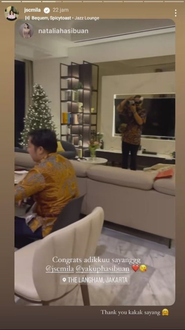 Dalamnya pun tak perlu diragukan lagi kemewahannya.