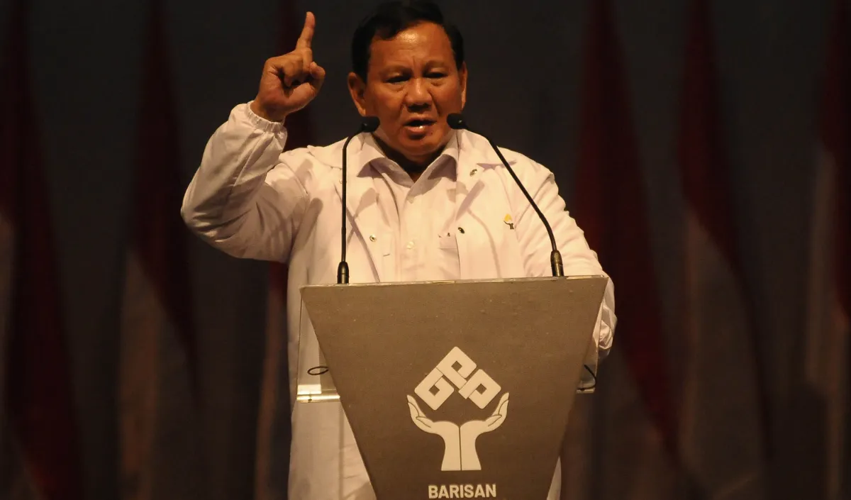 Prabowo kemudian mengutarakan keinginannya agar Gerindra dan Demokrat terus berada dalam koalisi yang sama, yakni Koalisi Indonesia Maju (KIM).<br>