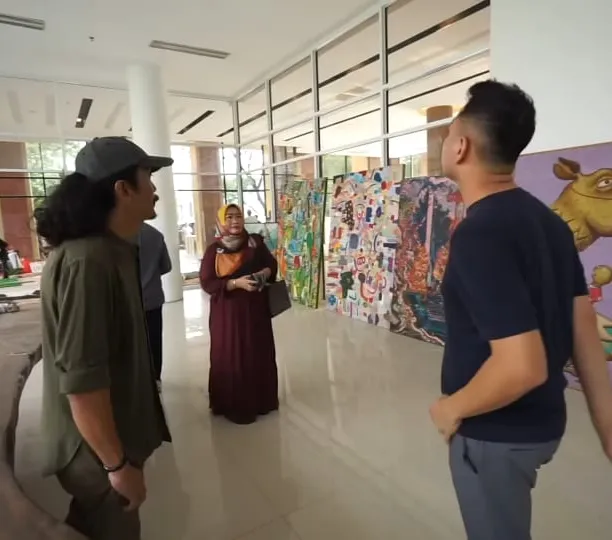 Raffi Ahmad Borong Puluhan Lukisan Hingga Miliaran Rupiah Untuk Kantor Baru, Makin Estetik dan Artistik