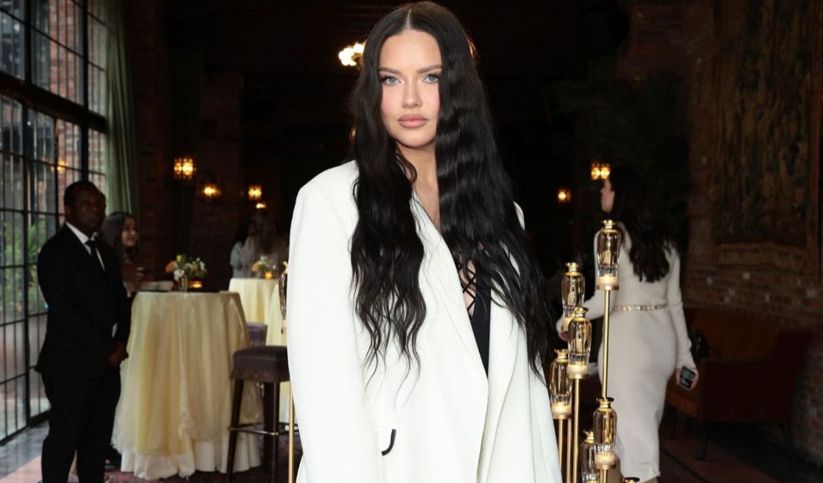 Look Casual Adriana Lima