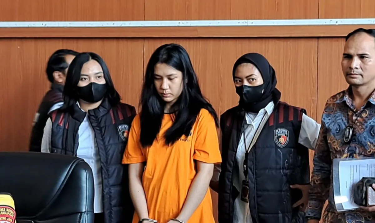 Central Jakarta Metro Police have arrested a woman who was a Coldplay concert ticket scammer in Jakarta.