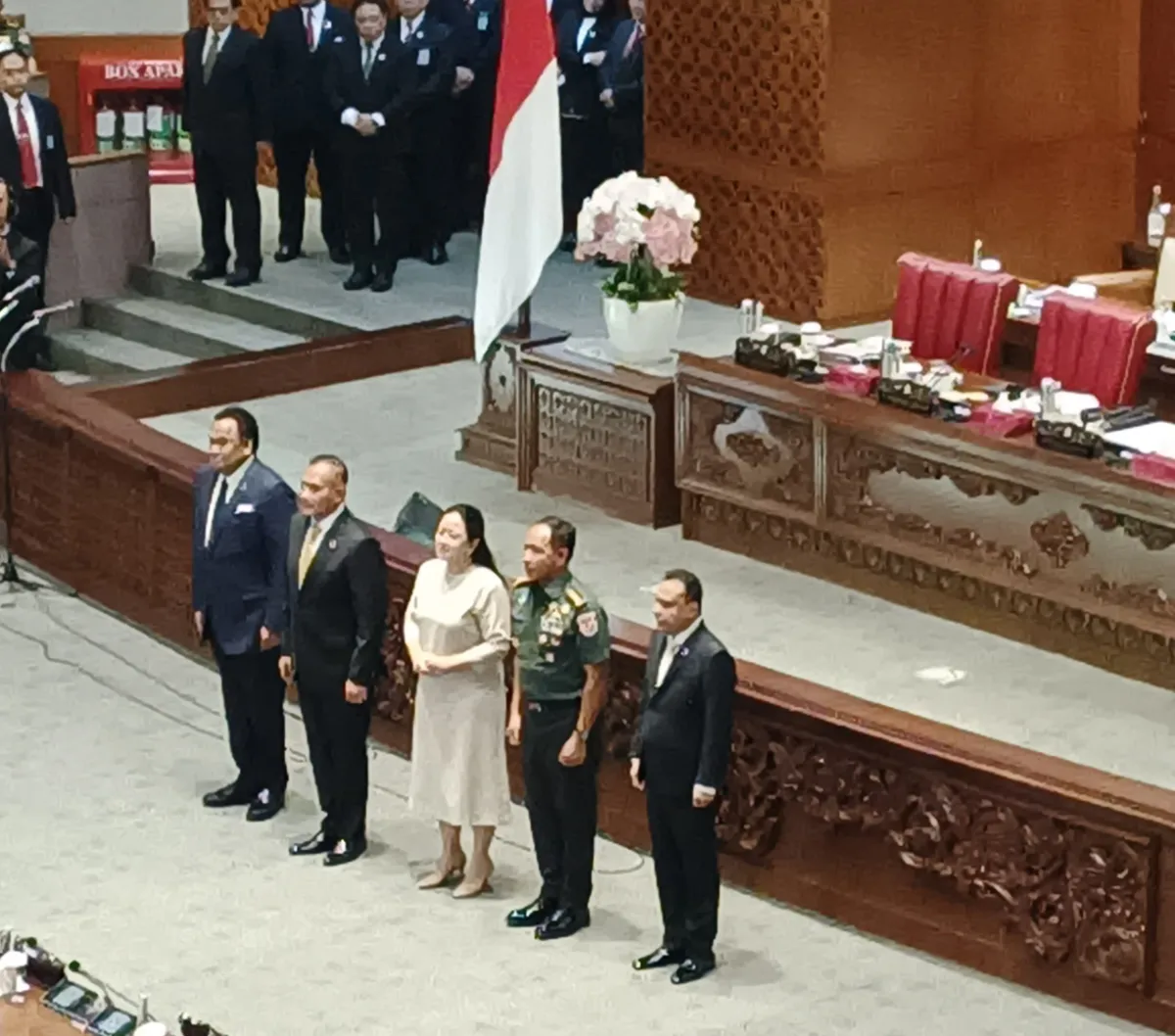 Seusai disahkan dan disetujui oleh DPR, Agus Subiyanto akan dilantik secara resmi oleh Presiden Joko Widodo (Jokowi) untuk menjabat sebagai panglima TNI menggantikan Laksamana TNI Yudo Margono.