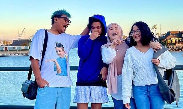 Nino Kuya, Anak Uya Kuya, Raup 17 Juta Sekali Jualan Gorengan di Amerika