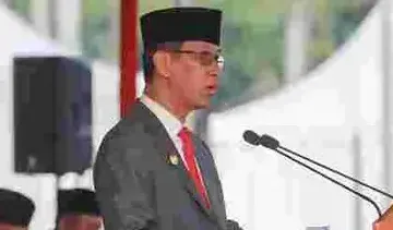Penentuan dilakukan dengan berbagai pertimbangan, antara lain tingkat penyerapan tenaga kerja, rata-rata atau median upah, serta faktor lain yang relevan dengan kondisi ketenagakerjaan. <br>
