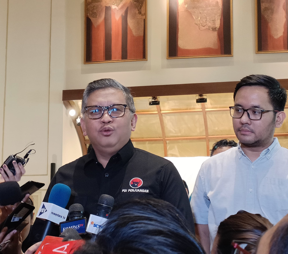 Penjelasan PDIP Soal Bobby Nasution Langsung Diberhentikan Beda Dengan ...