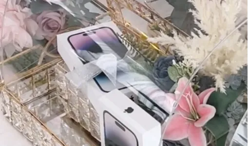 Seserahan Mobil, Motor, iPhone 15 Pro Max