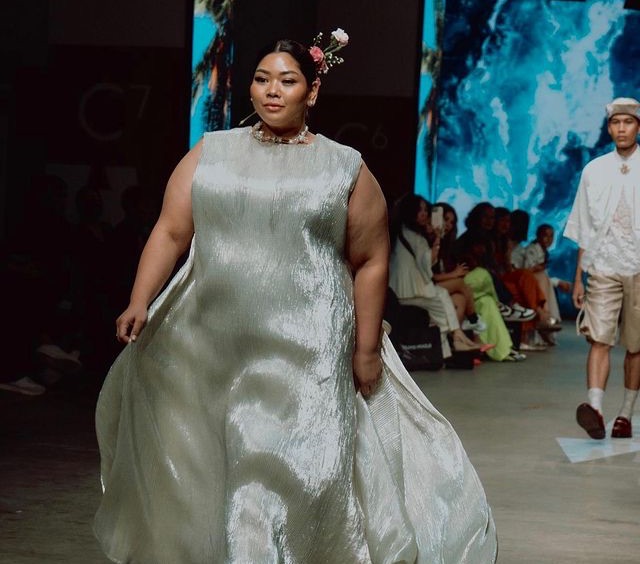 Nikahannya Viral karena Punya 50 Lebih Bridesmaid, Ini Sosok Neysa Soediro