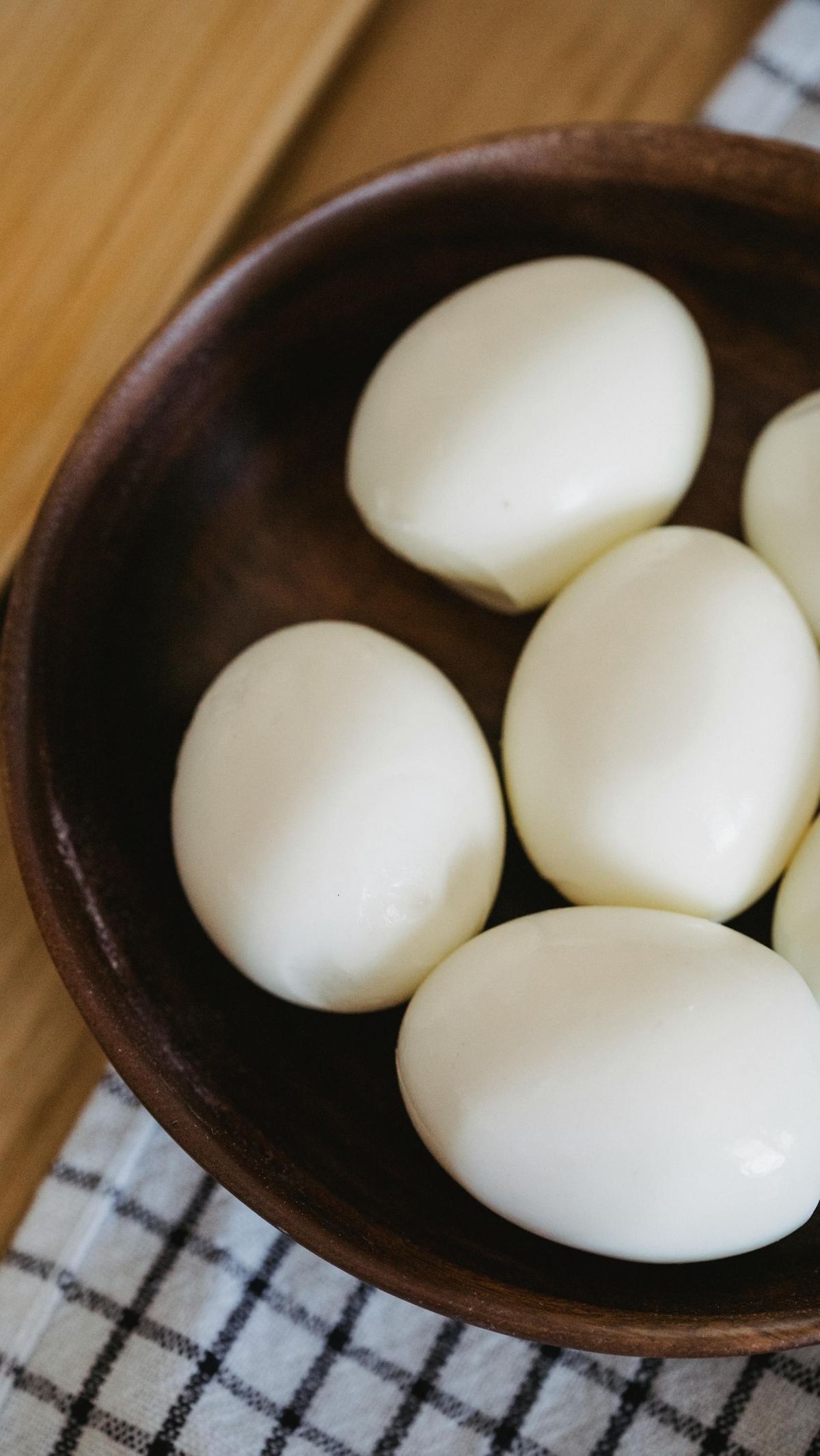 How To Hard Boil Eggs 6 Methods to Achieve Eggcellence trstdly