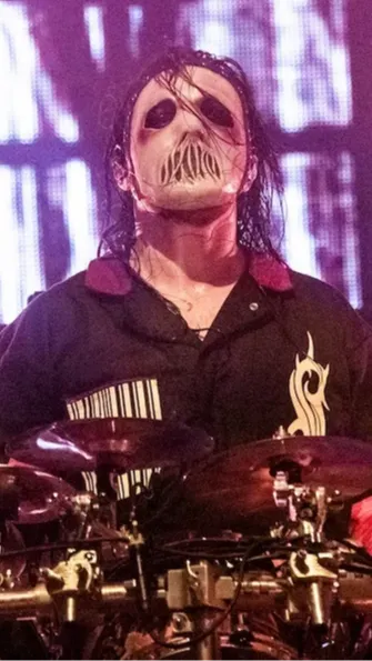 Slipknot drummer Jay Weinberg, who replaced Joey Jordison, leaves band