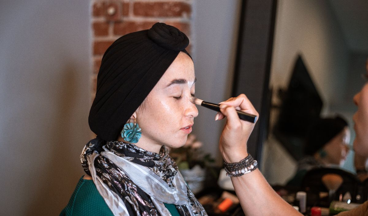 Adab Berhias Kaum Muslimah
