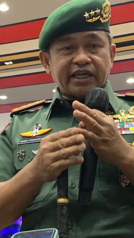 Letjen TNI Maruli Simanjuntak Terima Penghargaan Dari MURI, Bantu ...