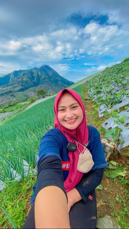 Dari Luar Sederhana! 10 Potret Rumah Pedangdut Novi Listiana di Kampung, Dapur Bak Hotel Berbintang