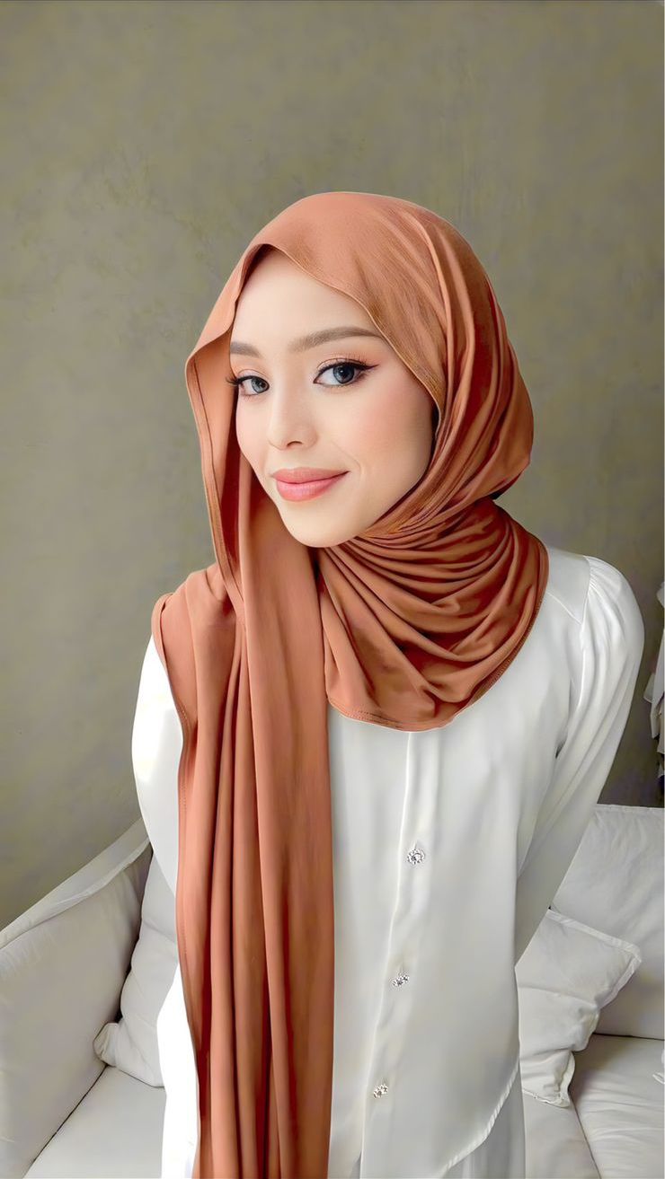 Tutorial Pashmina Ala Heidy, Mama Ucel yang Viral di Tiktok | Dream.co.id