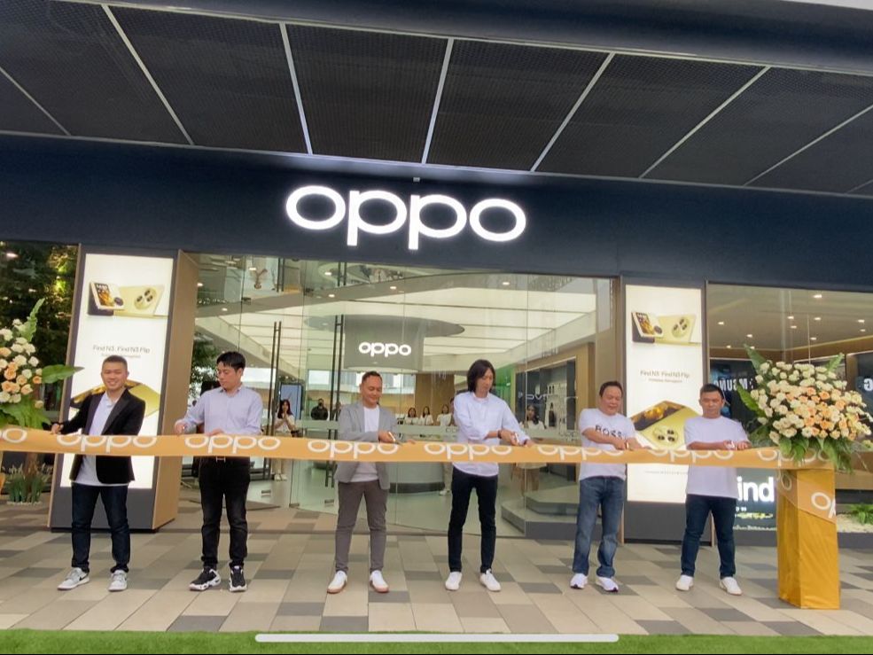 Intip Oppo Premium Outlet Terbaru Di Pik Ini Berbagai Fasilitasnya