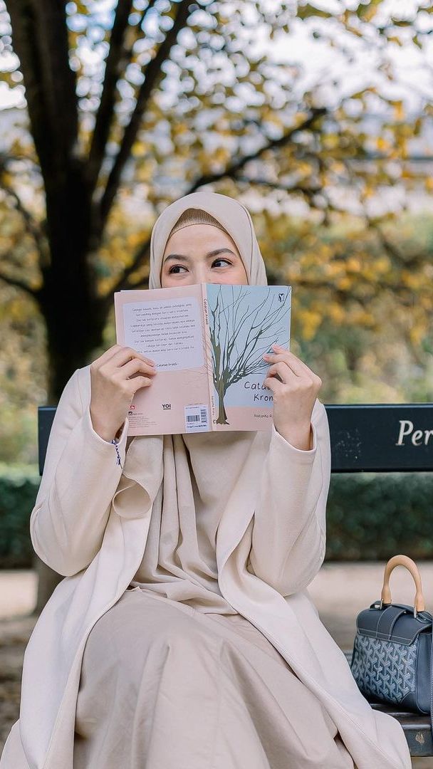 Di momen yang bersamaan, Natasha tiba-tiba mengunggah kutipan yang membahas soal cinta.