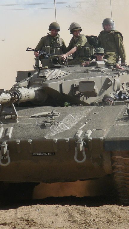 Kisah Pasukan Garuda TNI Hentikan Manuver Dua Tank Merkava Israel