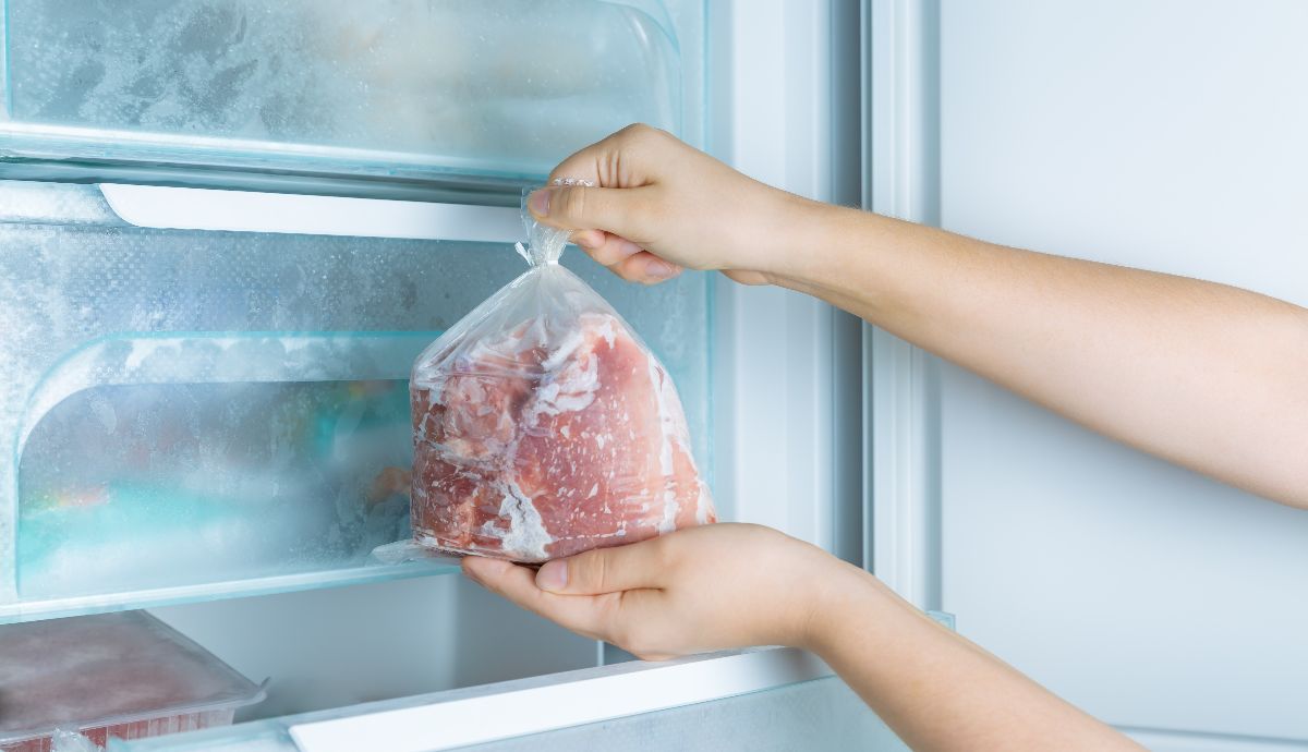 Jangan Simpan Daging dengan Cara Ini