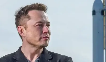 Sosok Elon Musk