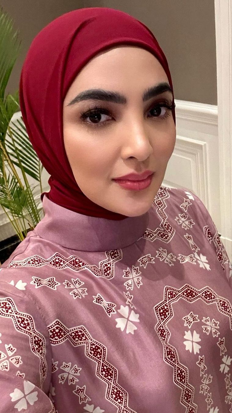 Ikut Pengajian di Rumah Mulan Jameela, Pakaian Ashanty Saat Sholat Jadi Sorotan