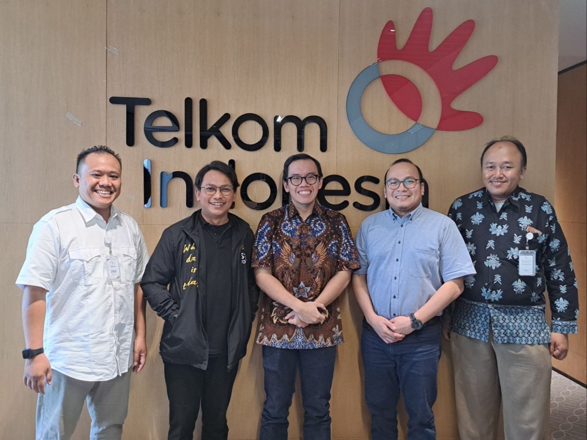 Emil Dardak dan Fajrin Rasyid  Bicara Isu Kepemimpinan di Future Leader Fest 2023