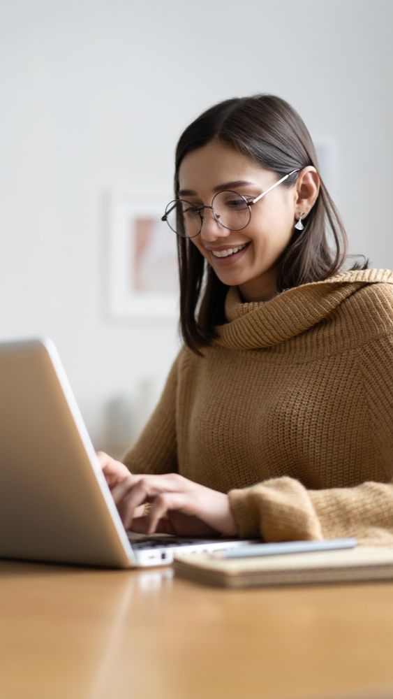 Kaum Mager Merapat! Ini 5 Rekomendasi Pekerjaan yang Bisa Work From Home
