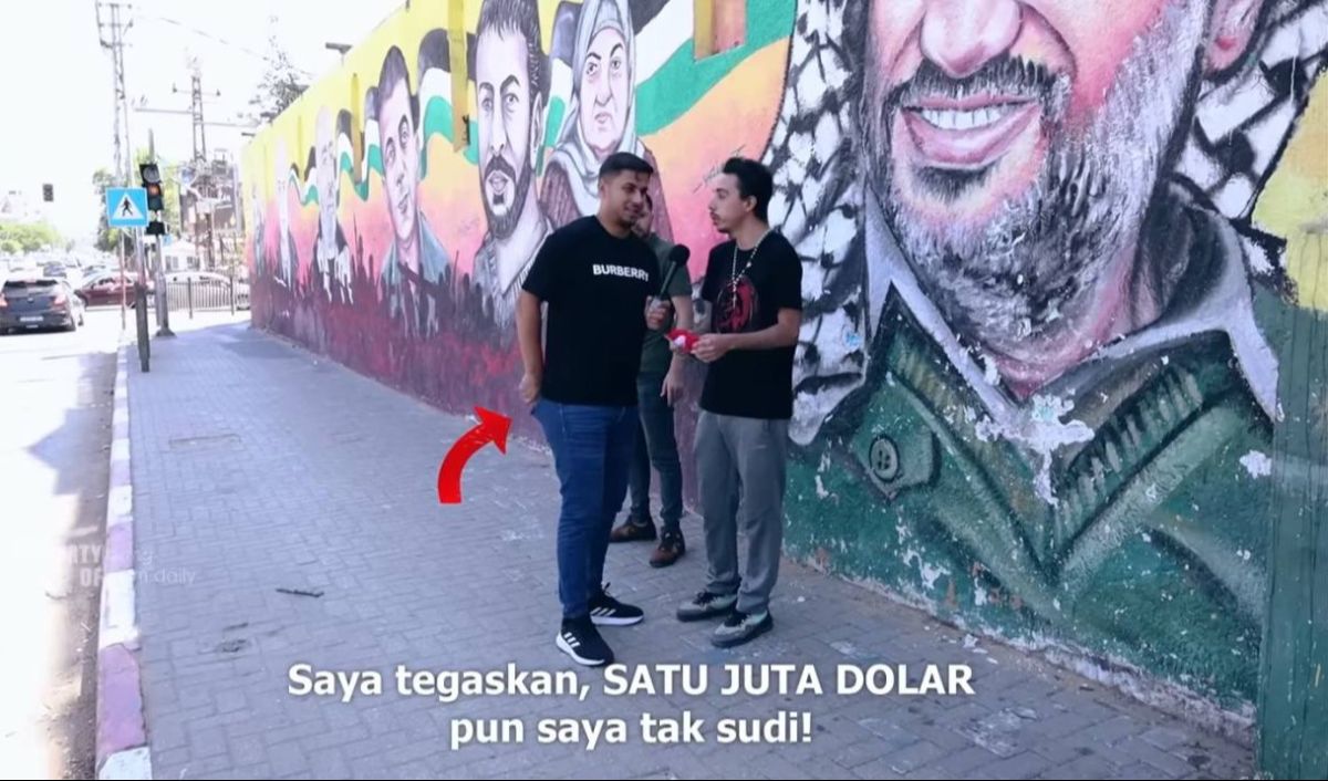 Menolak dengan tegas