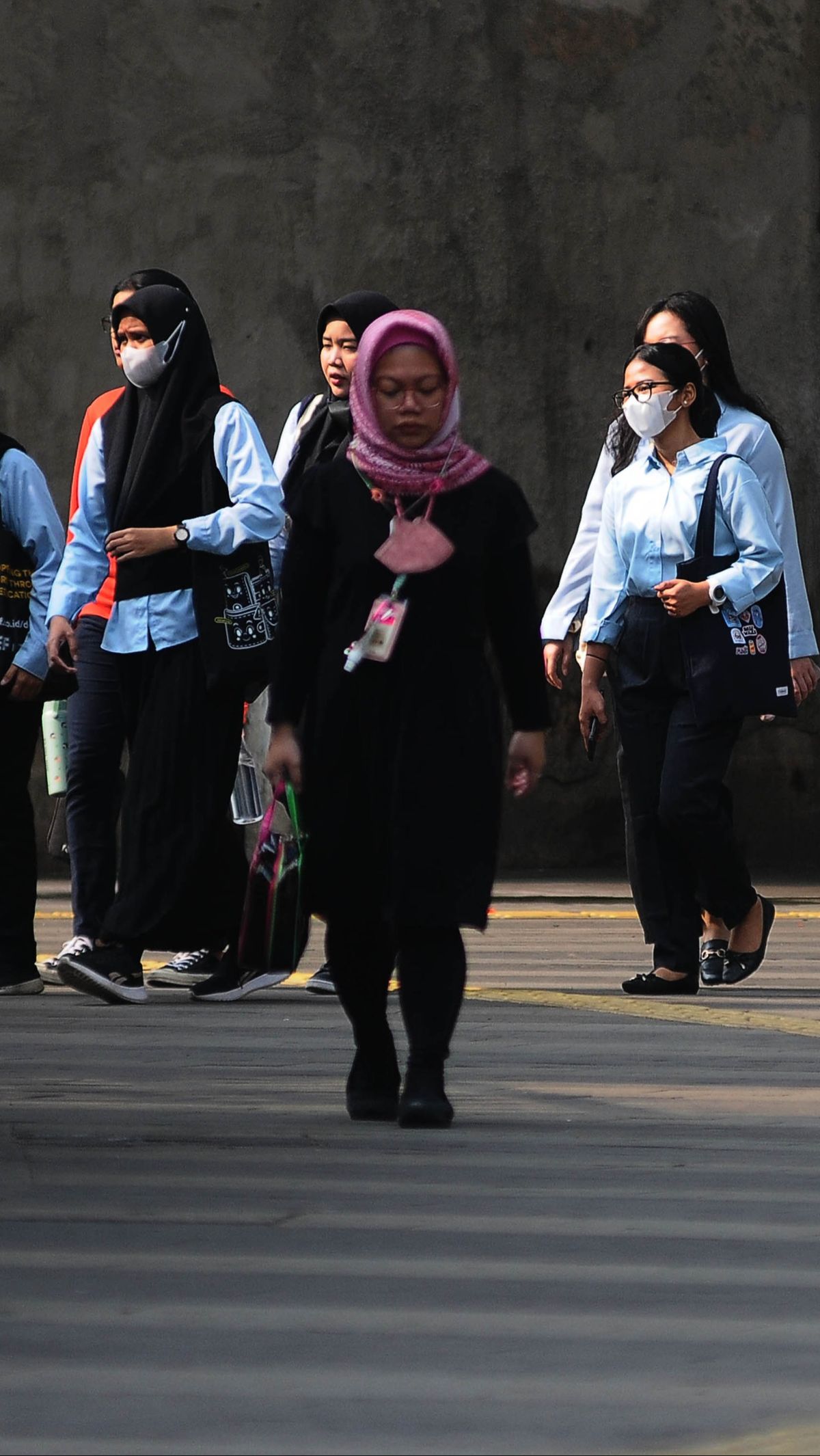 Penduduk Jakarta yang bekerja sebanyak 5,07 juta orang, naik sebanyak 197 ribu orang dari Agustus 2022.<br>