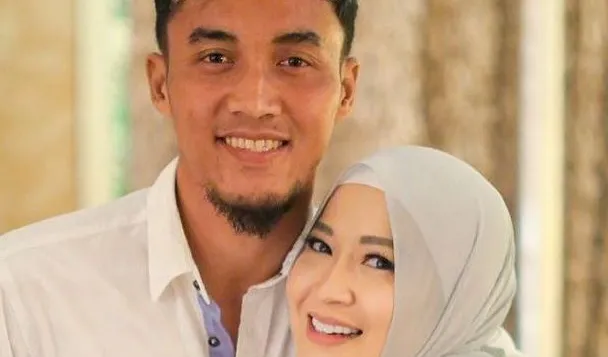 Akan Gugat Cerai
