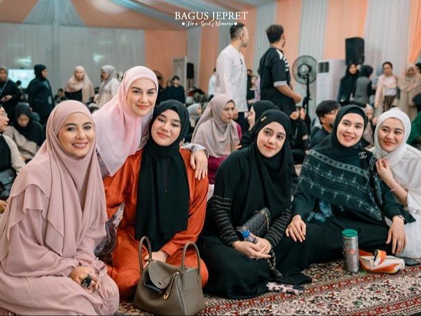 Ramah dan Friendly