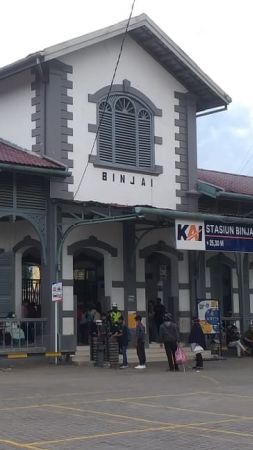 Menilik Stasiun Kereta Api Binjai, Bukti Peninggalan Zaman Kolonial ...