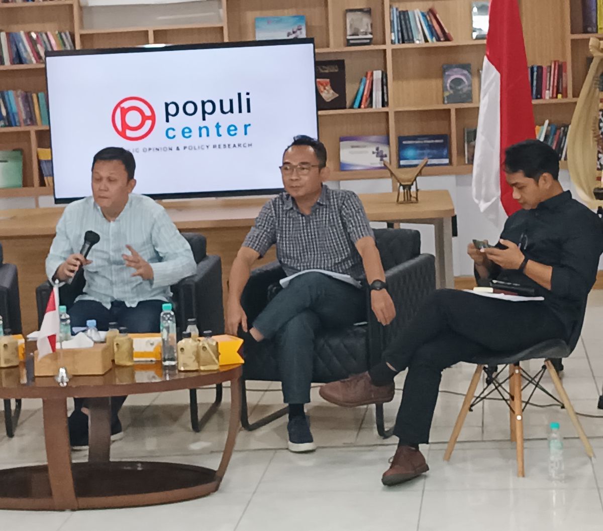 Survei Populi Center: Prabowo Tokoh Paling Populer, Kalahkan Megawati ...