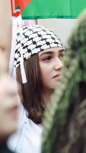 Syifa Hadju