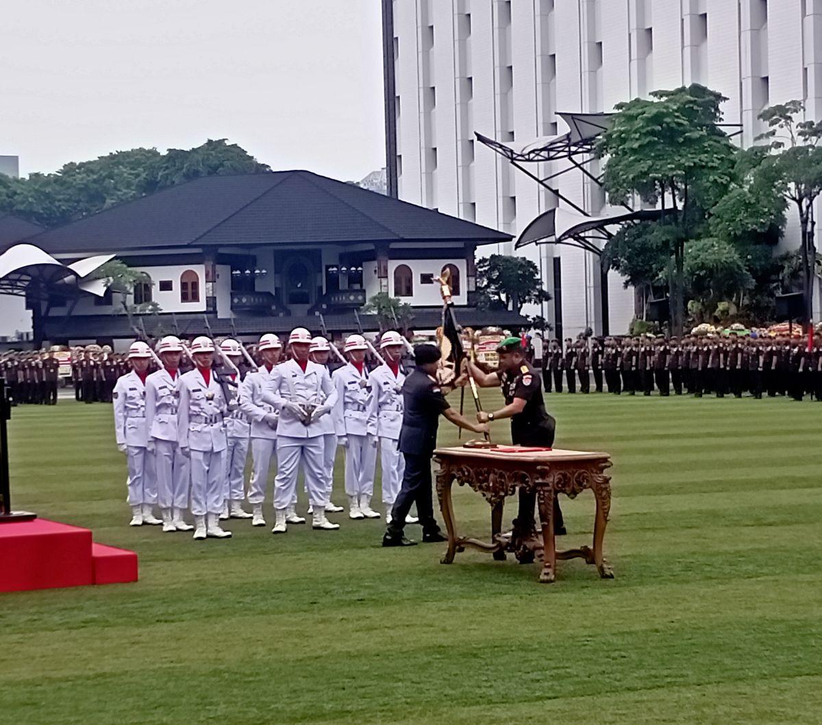 Sertijab Kasad, Jenderal Maruli Simanjuntak Resmi Gantikan Jenderal ...