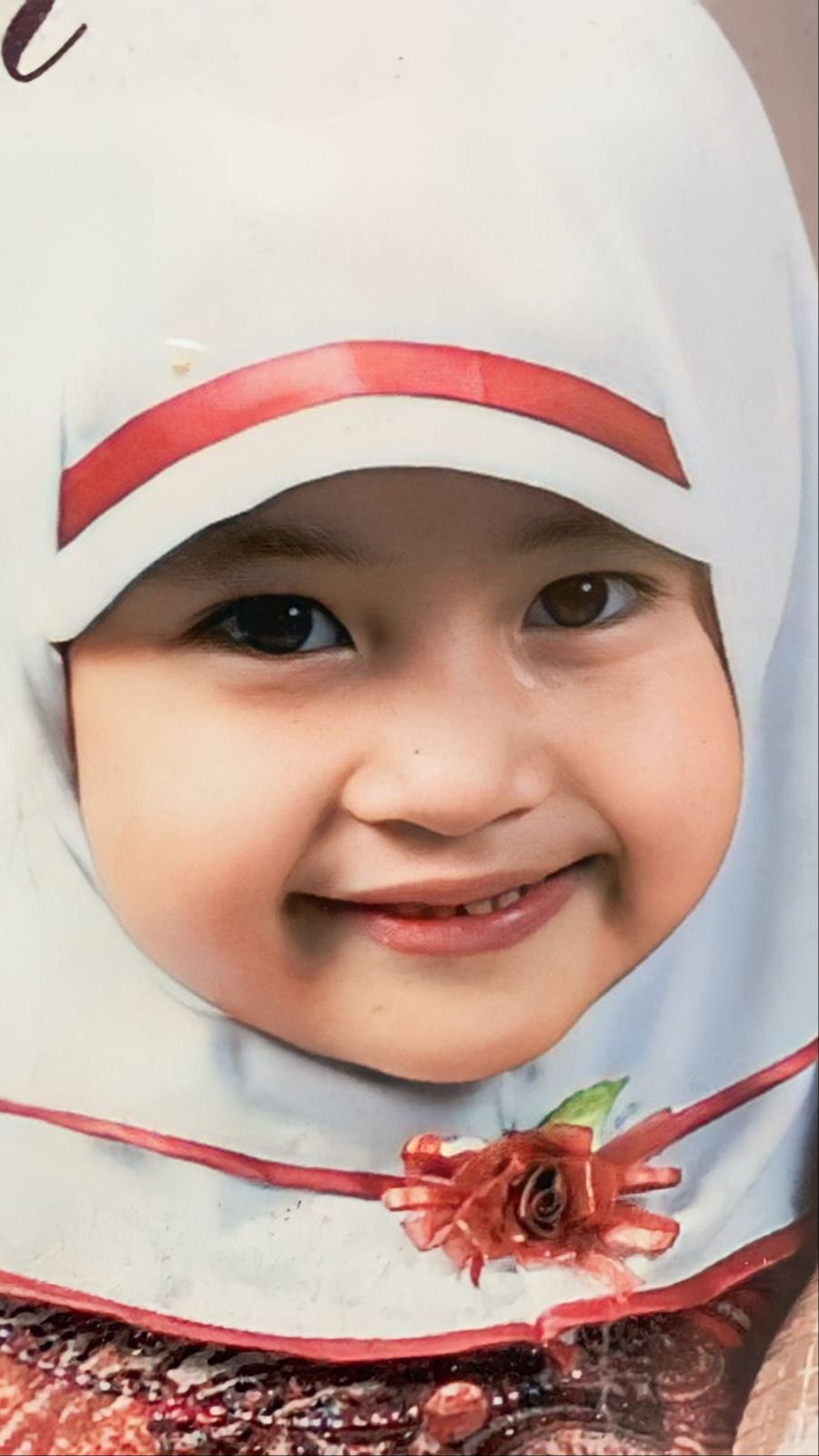 Bocah Perempuan Pakai Hijab Ini Putri Pendakwah Terkenal, Baru Menikah dengan Atlet Sepak Bola