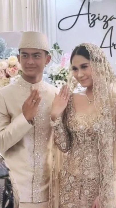 Aziza Salsha dinikahi Pratama Arhan, pemain timnas Indonesia yang kini bermain di Tokyo Verdy FC.