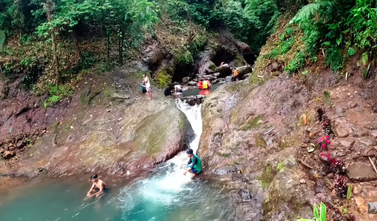 Belum Dikenal Luas Telaga Biru Cawene Jadi Wisata Sungai Jernih Hidden