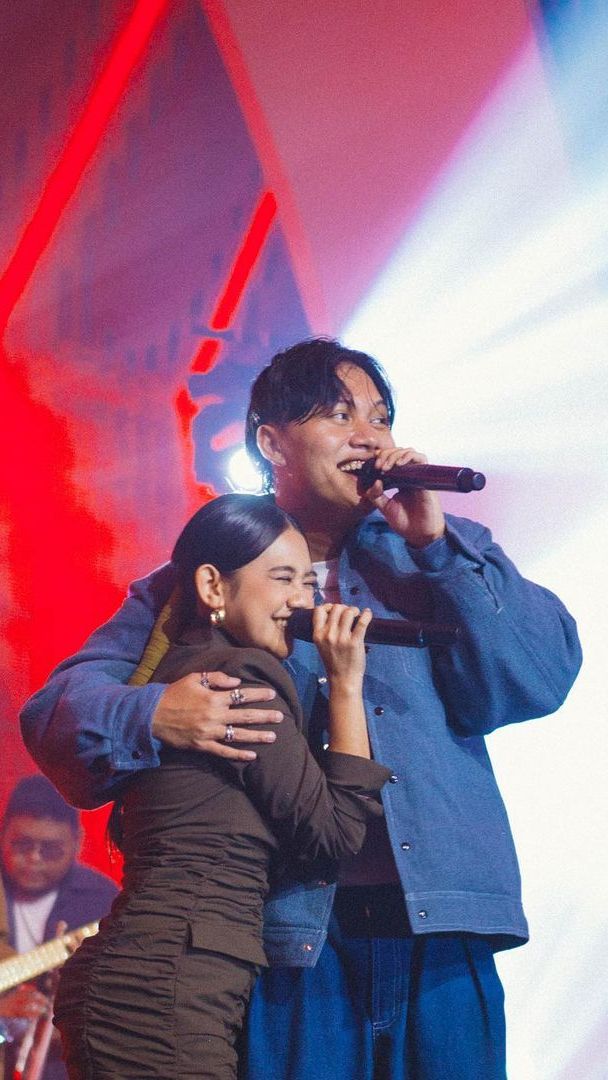 Potret Penampilan Memukau Rizky Febian dan Ziva Magnolya di Atas Panggung