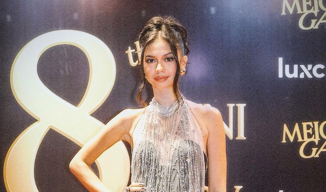 Gaya Rambut dan Pakaian