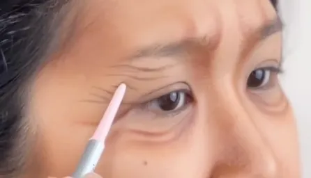 Menambahkan Detail