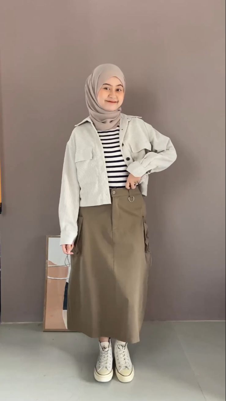 Cargo Skirt Look