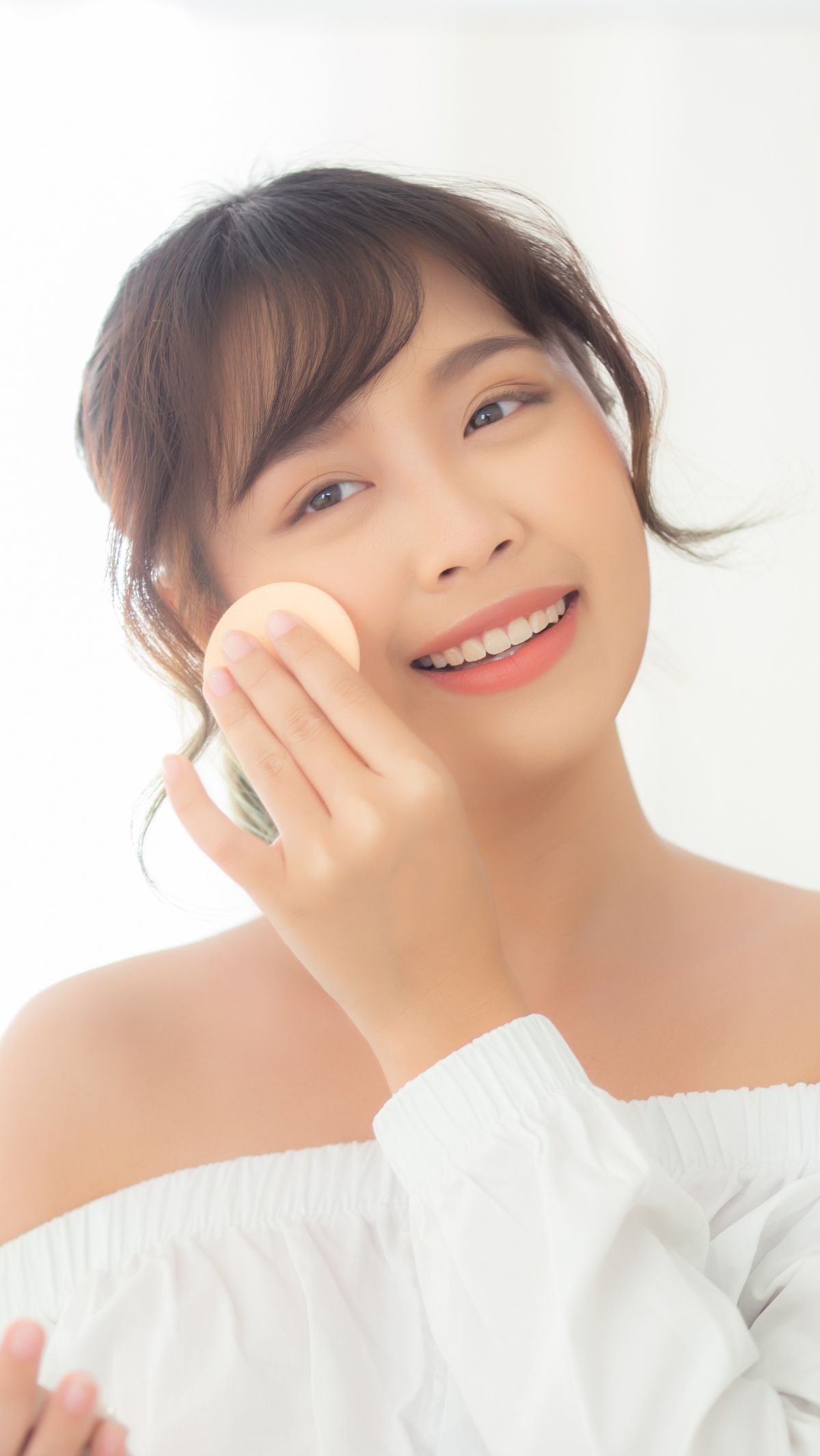 Teknik Baking Kadang Bikin Makeup Kurang Natural, Perbaiki Caranya