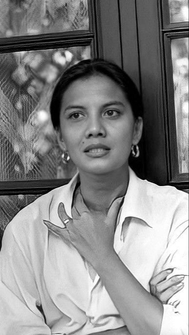 Wanita Cantik Artis Senior Terkenal yang Kini Jadi Produser Film, Coba Tebak?