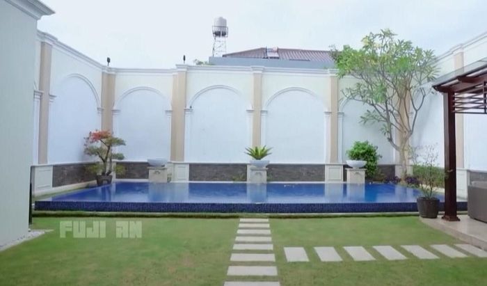 Kolam Renang