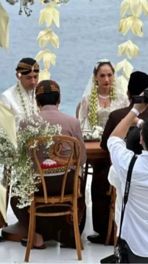 Intip Potret Pernikahan BCL dan Tiko Aryawardhana yang Digelar di Bali