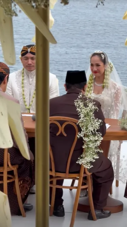 Resmi Menikah dengan Tiko Aryawardhana, BCL: Aku Layak Bahagia
