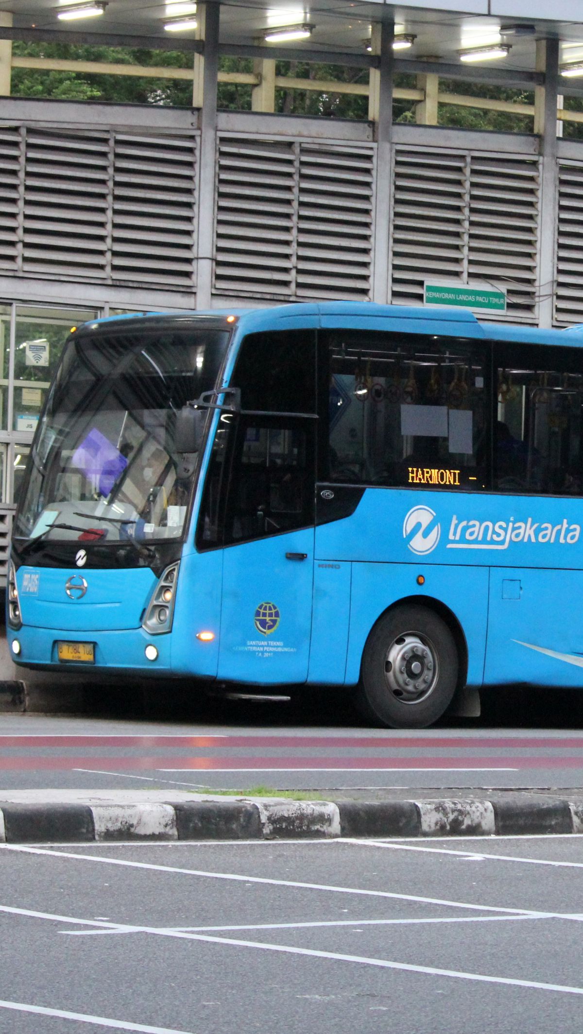 Transjakarta Lanjut Tambah Bus Listrik Pada 2024 - Berita Otosia.com